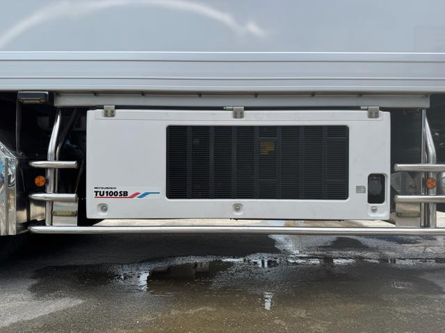 プロフィア ベースグレード　矢野特殊製ボディ　フレームラメ塗装　後輪エアサス　４１０馬力　ダイヤル式ＡＴ　左サイド観音扉あり　三菱ＴＵ１００ＳＢ　ー３５℃設定可（21枚目）