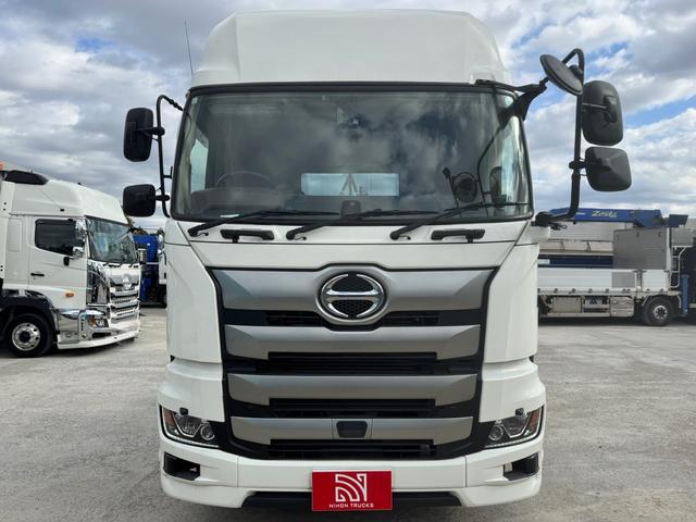 プロフィア ベースグレード E13C 450馬力 ダイヤル式AT PTO付 レバー付 ソーシン製カプラ ハイルーフ ベッド付(2枚目)