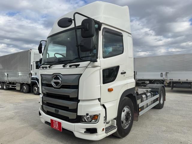 プロフィア ベースグレード E13C 450馬力 ダイヤル式AT PTO付 レバー付 ソーシン製カプラ ハイルーフ ベッド付(4枚目)