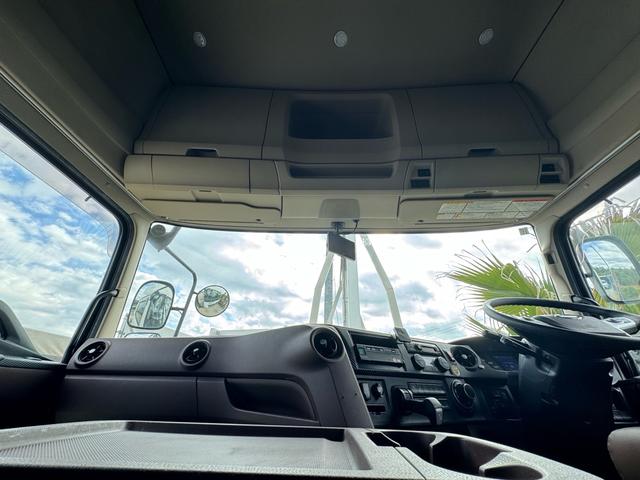 プロフィア ベースグレード E13C 450馬力 ダイヤル式AT PTO付 レバー付 ソーシン製カプラ ハイルーフ ベッド付(15枚目)