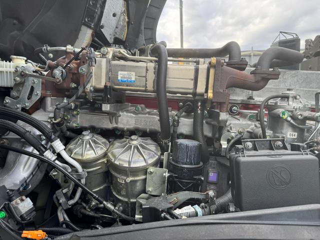 プロフィア ベースグレード E13C 450馬力 ダイヤル式AT PTO付 レバー付 ソーシン製カプラ ハイルーフ ベッド付(21枚目)