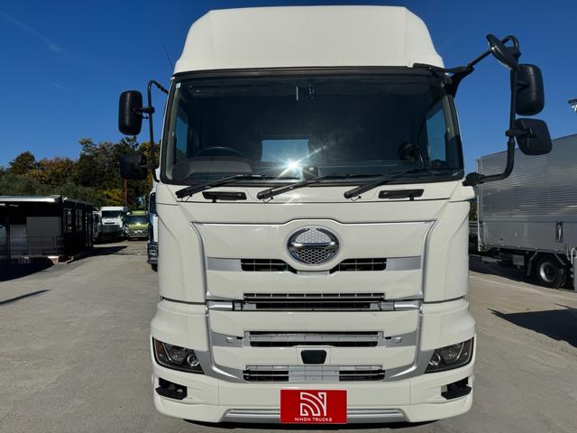 プロフィア ベースグレード　Ｅ１３Ｃ　４５０馬力　７速Ｍ／Ｔ　ギャップシールド　スライドカプラー　ハイルーフ　ベッド（2枚目）