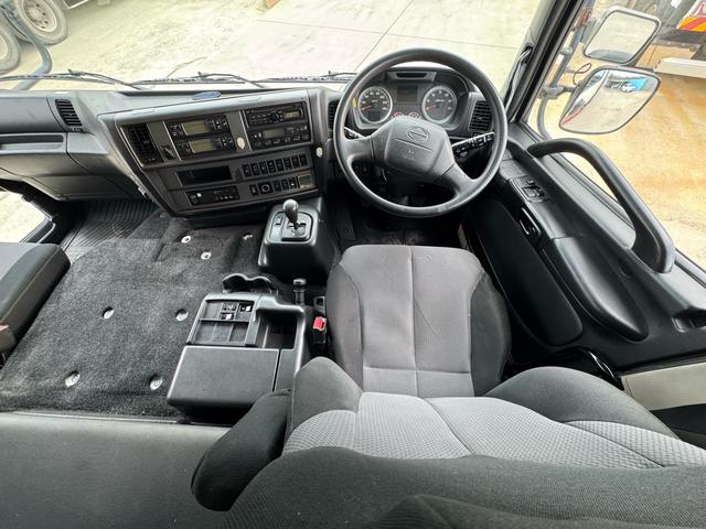 プロフィア ベースグレード　マニュアルモードＡＴ　Ｅ１３Ｃ　３７９馬力　後輪エアサス　キーストン　ジョロダ　Ａ室ー３５℃、Ｂ室－３０℃、個別設定可（10枚目）