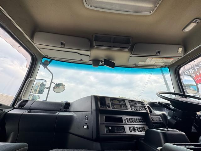 プロフィア ベースグレード　マニュアルモードＡＴ　Ｅ１３Ｃ　３７９馬力　後輪エアサス　キーストン　ジョロダ　Ａ室ー３５℃、Ｂ室－３０℃、個別設定可（12枚目）