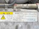 ベースグレード　ベッド付　極東製ボディ　荷台６２９９・２３０３　４００馬力　８速Ｍ／Ｔ　ＨｉＬｏ付　１６段変速（21枚目）