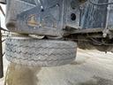 ベースグレード　ベッド付　極東製ボディ　荷台６２９９・２３０３　４００馬力　８速Ｍ／Ｔ　ＨｉＬｏ付　１６段変速（31枚目）