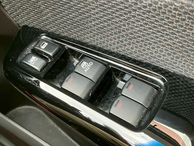 エクシーガクロスオーバー７ アクティブスタイル　スマキー　横滑り防止　クルーズコントロール　プリクラッシュブレーキ　シートヒーター　アイドリングストップ　パワーシート　４ＷＤ（40枚目）