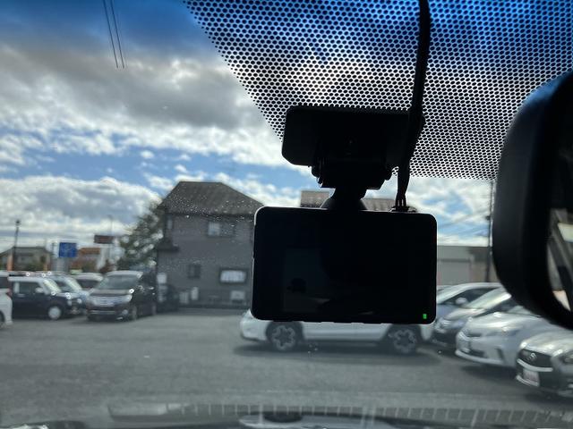 ハリアー エレガンス イモビ PWシート スマ-トキ- サイドエアバッグ 横滑防止装置 キーレス フルオートエアコン パワステ 衝突安全ボディ 助手席エアバッグ ABS エアバック アイドリングストッ パワーウインドウ(44枚目)