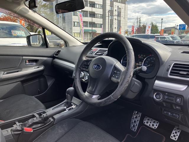 ＸＶ ２．０ｉ－Ｌ　アイサイト　スマキ　自動追従　ＵＳＢ　ＶＤＣ　ＡＷＤ　電動パワーシート　盗難防止システム　ＰＷ　衝突安全ボディ　パワステ　オートエアコン　ＡＢＳ　キーレス　運転席助手席エアバッグ　エアバック　アイドルＳＴＯＰ（13枚目）