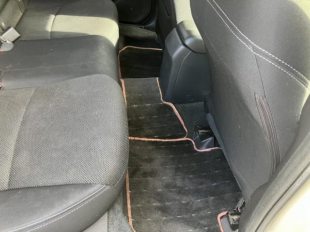 ＸＶ ２．０ｉ－Ｌ　アイサイト　スマキ　自動追従　ＵＳＢ　ＶＤＣ　ＡＷＤ　電動パワーシート　盗難防止システム　ＰＷ　衝突安全ボディ　パワステ　オートエアコン　ＡＢＳ　キーレス　運転席助手席エアバッグ　エアバック　アイドルＳＴＯＰ（16枚目）