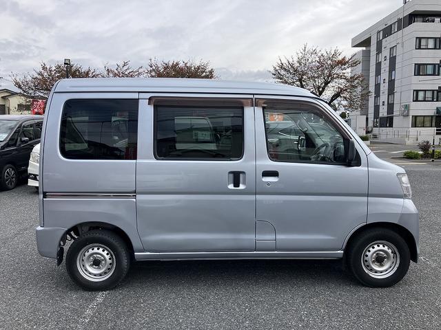 ハイゼットカーゴ DX 全席パワーウインドウ ダブルエアバック SRS パワステ エアコン(5枚目)