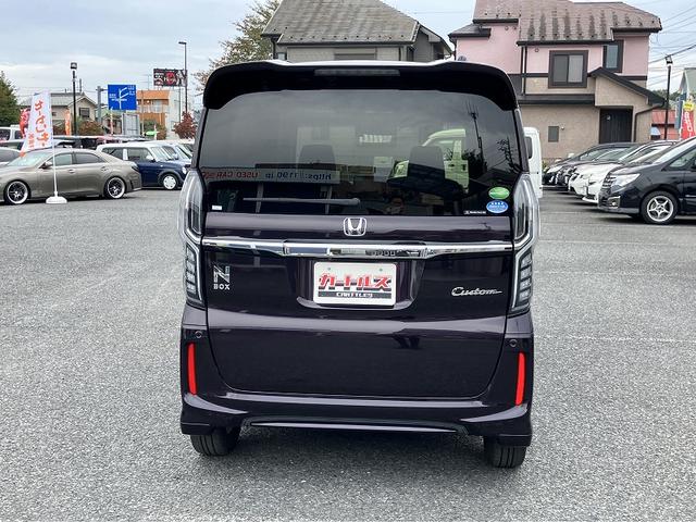 Ｎ－ＢＯＸカスタム Ｇ・Ｌホンダセンシング　オートＬＥＤ　助手席エアバッグ　フルフラット　車線逸脱警報装置　キーレス　アイドリングＳＴ　セキュリティーアラーム　スマ－トキ－　コーナーセンサ　リアカメラ　ＥＴＣ　前車追従機能　サイドエアバッグ（10枚目）