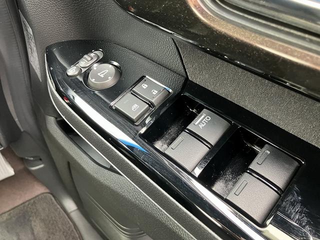 Ｎ－ＢＯＸカスタム Ｇ・Ｌホンダセンシング　オートＬＥＤ　助手席エアバッグ　フルフラット　車線逸脱警報装置　キーレス　アイドリングＳＴ　セキュリティーアラーム　スマ－トキ－　コーナーセンサ　リアカメラ　ＥＴＣ　前車追従機能　サイドエアバッグ（41枚目）