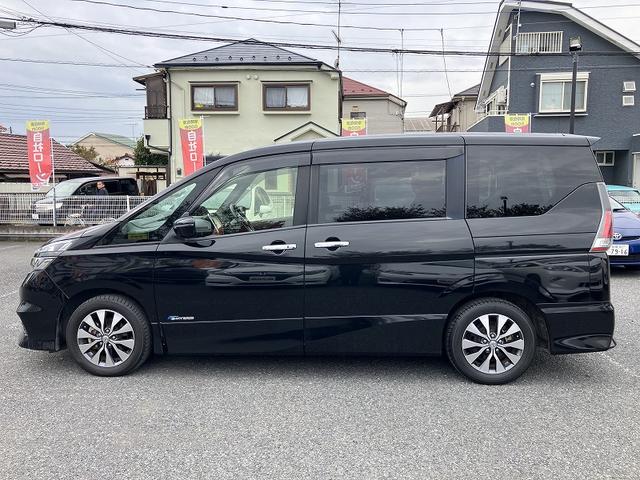 セレナ ハイウェイスター　フルフラット　衝突安全ボディ　ダブルエアコン　スマートキー＆プッシュスタート　ベンチシート　キーレス　横滑防止装置　ダブルエアバック　ＡＢＳ　エアバック　パワーウインドウ　ウォークスルー　オートライト（7枚目）