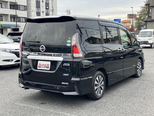 セレナ ハイウェイスター　フルフラット　衝突安全ボディ　ダブルエアコン　スマートキー＆プッシュスタート　ベンチシート　キーレス　横滑防止装置　ダブルエアバック　ＡＢＳ　エアバック　パワーウインドウ　ウォークスルー　オートライト（9枚目）