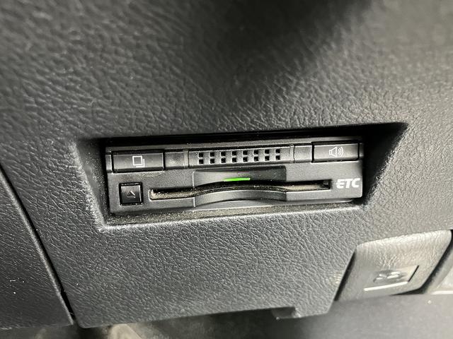 TOYOTA COROLLA FIELDER HYBRID G AEROTOURER WxB