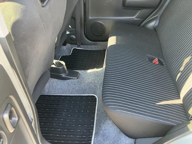 アルトワークス ベースグレード　ベースグレード（４名）　盗難防止　Ｓキー　ＶＳＡ　キーフリ　Ｗエアバック　ＡＵＴＯエアコン　エアＢ　パワステ　ＡＢＳ付　衝突安全ボディ　オートライト　パワーウィンドゥ（19枚目）