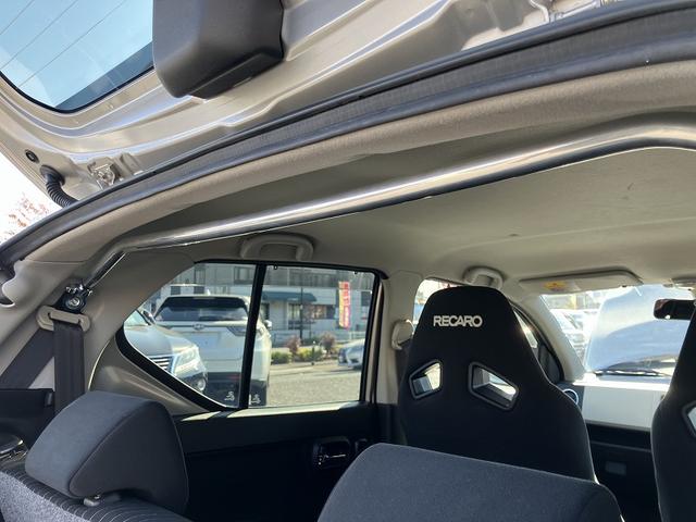 アルトワークス ベースグレード　ベースグレード（４名）　盗難防止　Ｓキー　ＶＳＡ　キーフリ　Ｗエアバック　ＡＵＴＯエアコン　エアＢ　パワステ　ＡＢＳ付　衝突安全ボディ　オートライト　パワーウィンドゥ（53枚目）