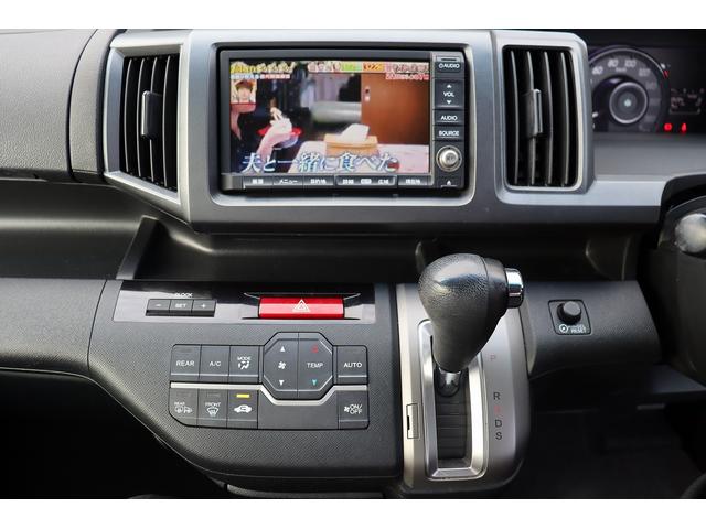 ステップワゴンスパーダ Z ドライブレコーダー ETC ナビ TV 両側電動スライドドア HID スマートキー 電動格納ミラー 3列シート CVT アルミホイール 盗難防止システム 衝突安全ボディ ABS ESC エアコン(7枚目)