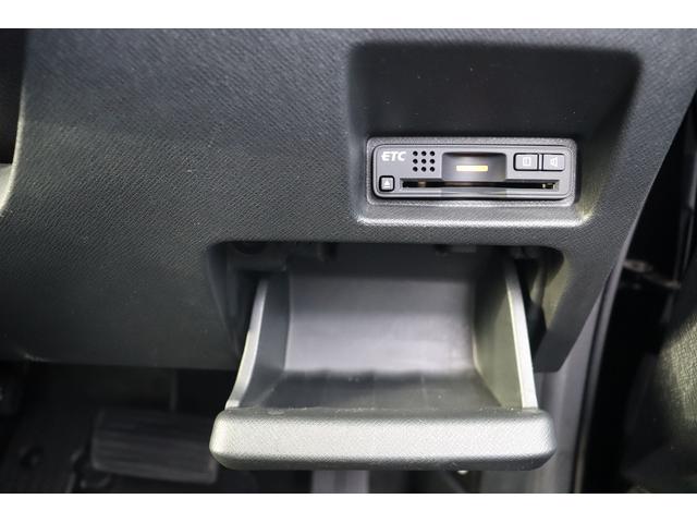 ステップワゴンスパーダ Z ドライブレコーダー ETC ナビ TV 両側電動スライドドア HID スマートキー 電動格納ミラー 3列シート CVT アルミホイール 盗難防止システム 衝突安全ボディ ABS ESC エアコン(8枚目)