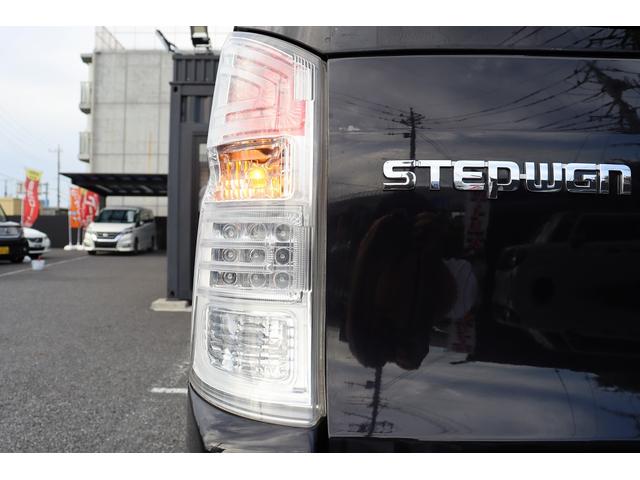 ステップワゴンスパーダ Z ドライブレコーダー ETC ナビ TV 両側電動スライドドア HID スマートキー 電動格納ミラー 3列シート CVT アルミホイール 盗難防止システム 衝突安全ボディ ABS ESC エアコン(17枚目)