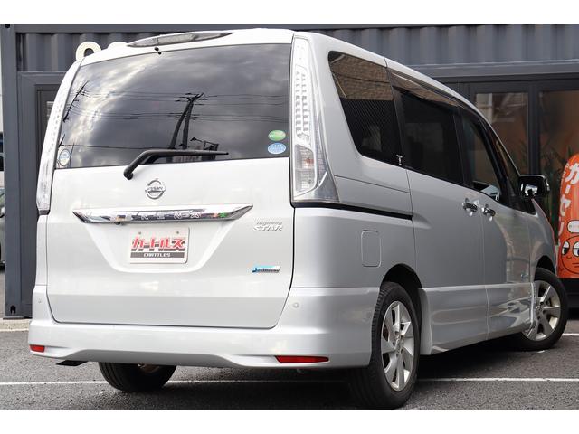 セレナ ハイウェイスター　Ｓ－ハイブリッド　Ｖセレクション　ドライブレコーダー　全周囲カメラ　ナビ　オートクルーズコントロール　両側電動スライドドア　ＨＩＤ　スマートキー　アイドリングストップ　電動格納ミラー　３列シート　フルフラット　ウォークスルー　ＣＶＴ（17枚目）