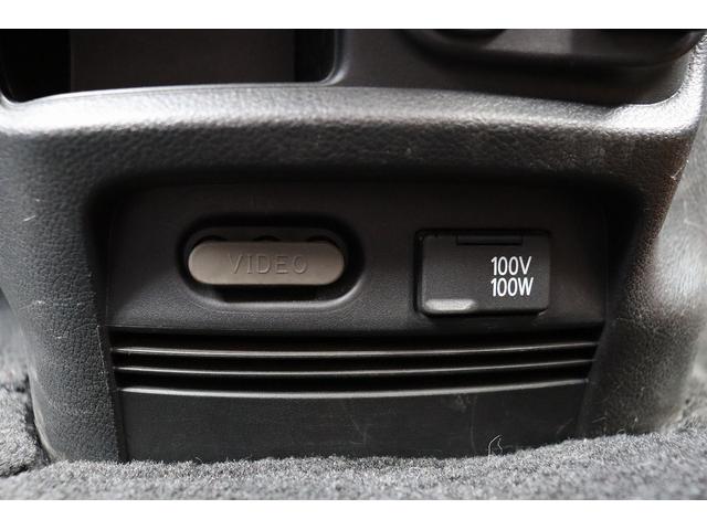 セレナ ハイウェイスター　Ｓ－ハイブリッド　Ｖセレクション　ドライブレコーダー　全周囲カメラ　ナビ　オートクルーズコントロール　両側電動スライドドア　ＨＩＤ　スマートキー　アイドリングストップ　電動格納ミラー　３列シート　フルフラット　ウォークスルー　ＣＶＴ（51枚目）