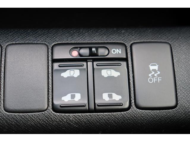 ステップワゴンスパーダ Z ドライブレコーダー ETC ナビ TV 両側電動スライドドア HID スマートキー 電動格納ミラー 3列シート ウォークスルー CVT アルミホイール 盗難防止システム 衝突安全ボディ ABS ESC(10枚目)