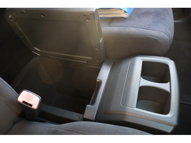 ヴェルファイア 2.4Z プラチナセレクションII ドライブレコーダー ETC バックカメラ ナビ TV クリアランスソナー 両側電動スライドドア オートライト HID 電動リアゲート スマートキー 電動格納ミラー 後席モニター 3列シート オットマン(39枚目)