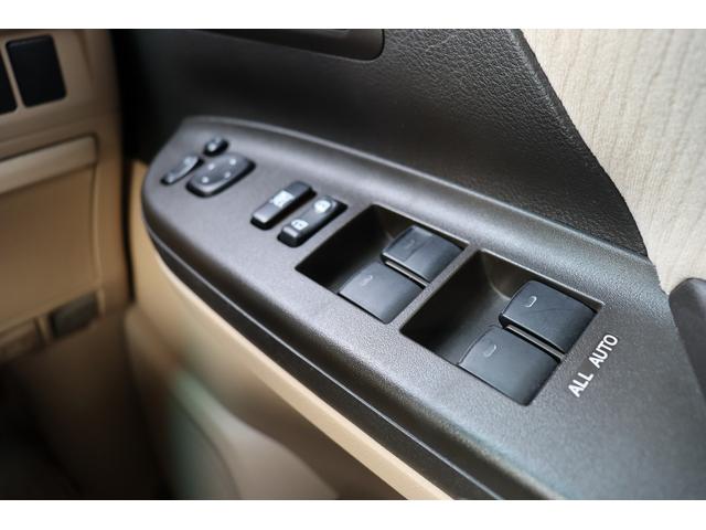 アルファード 240X ETC バックカメラ ナビ TV クリアランスソナー オートライト HID スマートキー 電動格納ミラー 後席モニター 3列シート オットマン CVT アルミホイール 盗難防止システム 衝突安全ボディ(16枚目)