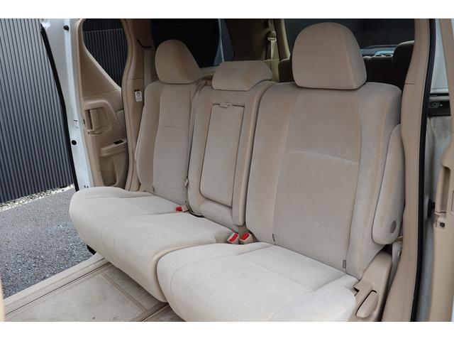 アルファード 240X ETC バックカメラ ナビ TV クリアランスソナー オートライト HID スマートキー 電動格納ミラー 後席モニター 3列シート オットマン CVT アルミホイール 盗難防止システム 衝突安全ボディ(42枚目)