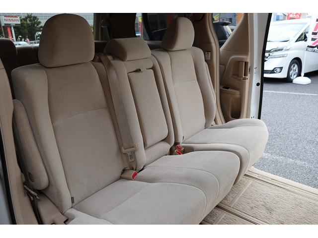 アルファード 240X ETC バックカメラ ナビ TV クリアランスソナー オートライト HID スマートキー 電動格納ミラー 後席モニター 3列シート オットマン CVT アルミホイール 盗難防止システム 衝突安全ボディ(46枚目)