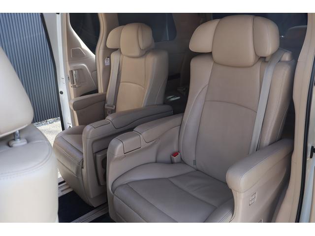 アルファード ３５０Ｇ　Ｌパッケージ　ＥＴＣ　バックカメラ　ナビ　ＴＶ　クリアランスソナー　オートクルーズコントロール　電動スライドドア　オートライト　ＨＩＤ　サンルーフ　電動リアゲート　スマートキー　電動格納ミラー　シートヒーター（35枚目）