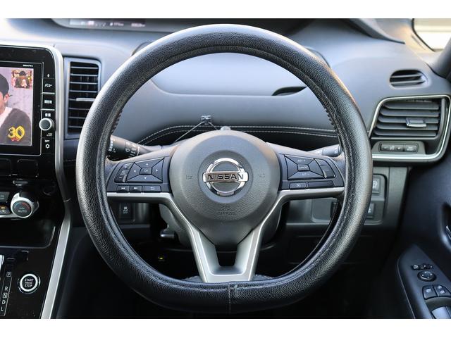 セレナ ハイウェイスター　Ｖセレクション　ドライブレコーダー　バックカメラ　ナビ　ＴＶ　オートクルーズコントロール　衝突被害軽減システム　両側電動スライドドア　ＬＥＤヘッドランプ　スマートキー　アイドリングストップ　電動格納ミラー　３列シート（5枚目）