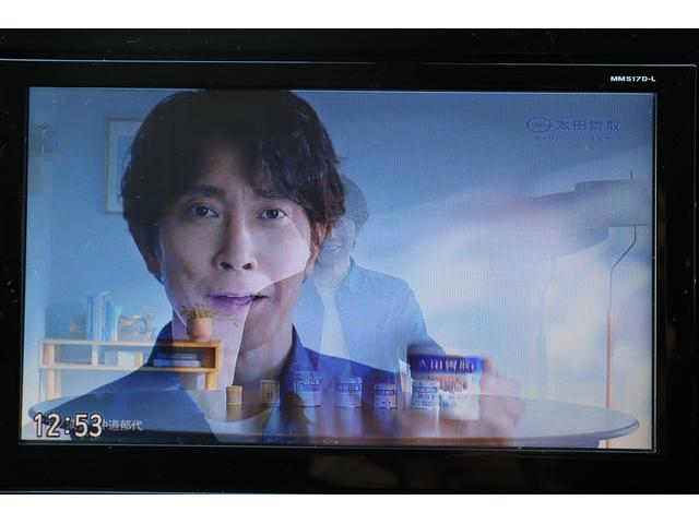 セレナ ハイウェイスター　Ｖセレクション　ドライブレコーダー　バックカメラ　ナビ　ＴＶ　オートクルーズコントロール　衝突被害軽減システム　両側電動スライドドア　ＬＥＤヘッドランプ　スマートキー　アイドリングストップ　電動格納ミラー　３列シート（7枚目）