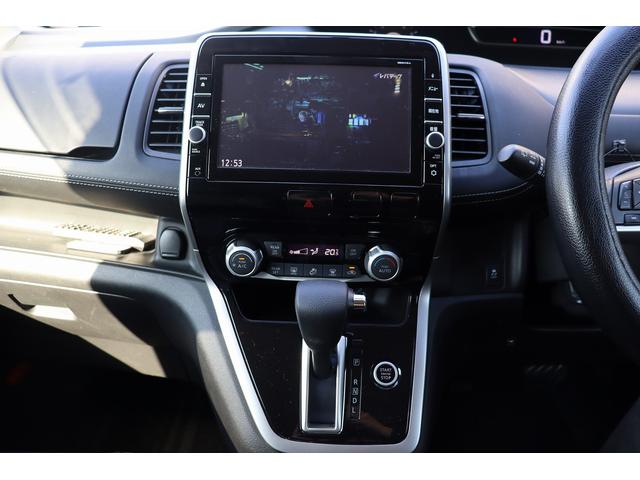 セレナ ハイウェイスター　Ｖセレクション　ドライブレコーダー　バックカメラ　ナビ　ＴＶ　オートクルーズコントロール　衝突被害軽減システム　両側電動スライドドア　ＬＥＤヘッドランプ　スマートキー　アイドリングストップ　電動格納ミラー　３列シート（11枚目）