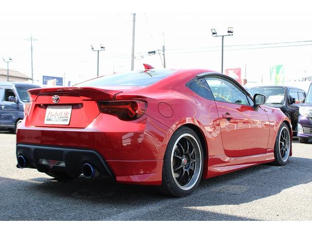 ８６ ＧＴ　ＥＴＣ　ナビ　ＴＶ　ＭＴ　ＨＩＤ　ＬＥＤヘッドランプ　スマートキー　電動格納ミラー　アルミホイール　盗難防止システム　衝突安全ボディ　ＡＢＳ　ＥＳＣ　ＣＤ　Ｂｌｕｅｔｏｏｔｈ　エアコン（9枚目）