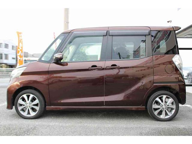 デイズルークス ハイウェイスター　Ｘ　Ｇパッケージ　全周囲カメラ　両側電動スライドドア　ナビ　ＴＶ　ＨＩＤ　スマートキー　アイドリングストップ　電動格納ミラー　ベンチシート　ＣＶＴ　盗難防止システム　ＥＳＣ　ＡＢＳ　ＣＤ　ＤＶＤ再生　ＵＳＢ（8枚目）