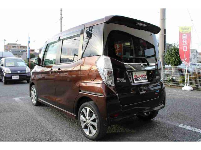 デイズルークス ハイウェイスター　Ｘ　Ｇパッケージ　全周囲カメラ　両側電動スライドドア　ナビ　ＴＶ　ＨＩＤ　スマートキー　アイドリングストップ　電動格納ミラー　ベンチシート　ＣＶＴ　盗難防止システム　ＥＳＣ　ＡＢＳ　ＣＤ　ＤＶＤ再生　ＵＳＢ（11枚目）