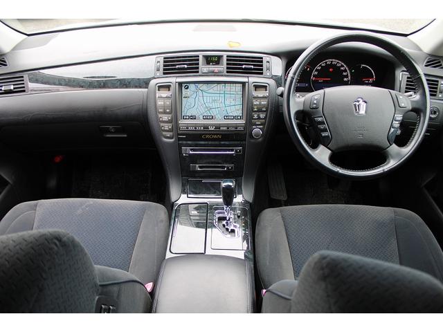 クラウン アスリート　クリアランスソナー　オートクルーズコントロール　バックカメラ　ナビ　アルミホイール　ＨＩＤ　ＡＴ　スマートキー　電動格納ミラー　盗難防止システム　パワーシート　ＣＤ　ＭＤ　衝突安全ボディ　ＡＢＳ（2枚目）