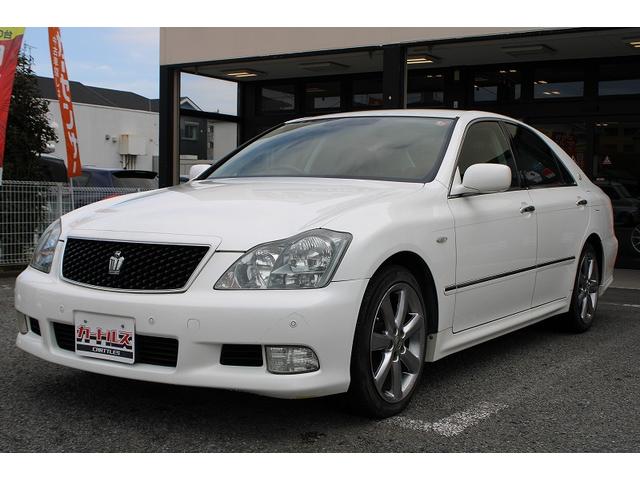 クラウン アスリート　クリアランスソナー　オートクルーズコントロール　バックカメラ　ナビ　アルミホイール　ＨＩＤ　ＡＴ　スマートキー　電動格納ミラー　盗難防止システム　パワーシート　ＣＤ　ＭＤ　衝突安全ボディ　ＡＢＳ（16枚目）