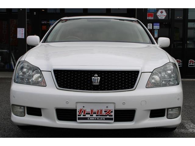 クラウン アスリート　クリアランスソナー　オートクルーズコントロール　バックカメラ　ナビ　アルミホイール　ＨＩＤ　ＡＴ　スマートキー　電動格納ミラー　盗難防止システム　パワーシート　ＣＤ　ＭＤ　衝突安全ボディ　ＡＢＳ（17枚目）