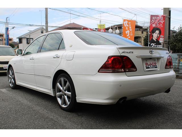 クラウン アスリート　クリアランスソナー　オートクルーズコントロール　バックカメラ　ナビ　アルミホイール　ＨＩＤ　ＡＴ　スマートキー　電動格納ミラー　盗難防止システム　パワーシート　ＣＤ　ＭＤ　衝突安全ボディ　ＡＢＳ（22枚目）