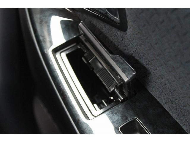 クラウン アスリート　クリアランスソナー　オートクルーズコントロール　バックカメラ　ナビ　アルミホイール　ＨＩＤ　ＡＴ　スマートキー　電動格納ミラー　盗難防止システム　パワーシート　ＣＤ　ＭＤ　衝突安全ボディ　ＡＢＳ（46枚目）