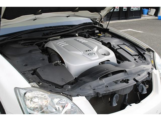 クラウン アスリート　クリアランスソナー　オートクルーズコントロール　バックカメラ　ナビ　アルミホイール　ＨＩＤ　ＡＴ　スマートキー　電動格納ミラー　盗難防止システム　パワーシート　ＣＤ　ＭＤ　衝突安全ボディ　ＡＢＳ（63枚目）