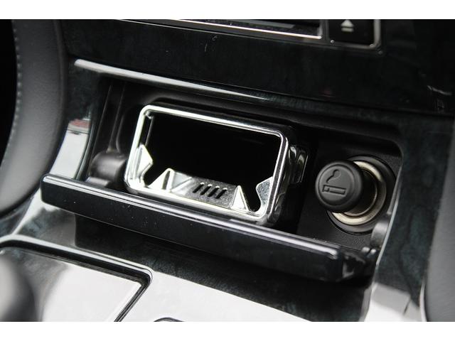 クラウン アスリート　クリアランスソナー　オートクルーズコントロール　バックカメラ　ナビ　アルミホイール　ＨＩＤ　ＡＴ　スマートキー　電動格納ミラー　盗難防止システム　パワーシート　ＣＤ　ＭＤ　衝突安全ボディ　ＡＢＳ（66枚目）