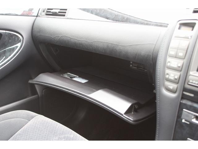 クラウン アスリート　クリアランスソナー　オートクルーズコントロール　バックカメラ　ナビ　アルミホイール　ＨＩＤ　ＡＴ　スマートキー　電動格納ミラー　盗難防止システム　パワーシート　ＣＤ　ＭＤ　衝突安全ボディ　ＡＢＳ（68枚目）