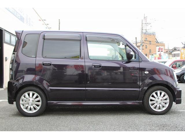 ワゴンＲ ＲＲ－Ｓリミテッド　ドライブレコーダー　ナビ　ＴＶ　スマートキー　電動格納ミラー　ベンチシート　ＡＴ　盗難防止システム　ＡＢＳ　ＣＤ　ＤＶＤ再生　アルミホイール　衝突安全ボディ　エアコン　パワーステアリング（16枚目）