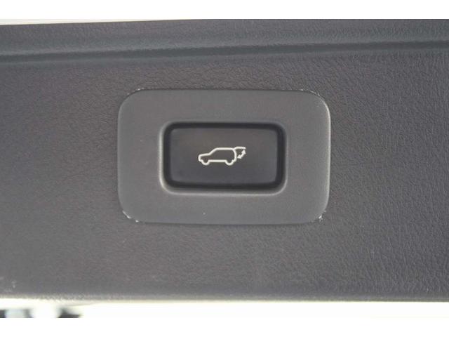 ヴェルファイア ２．４Ｚ　ゴールデンアイズ　ＥＴＣ　バックカメラ　ナビ　ＴＶ　クリアランスソナー　オートクルーズコントロール　両側電動スライドドア　ＨＩＤ　電動リアゲート　スマートキー　電動格納ミラー　３列シート　ＣＶＴ　アルミホイール　ＣＤ（10枚目）