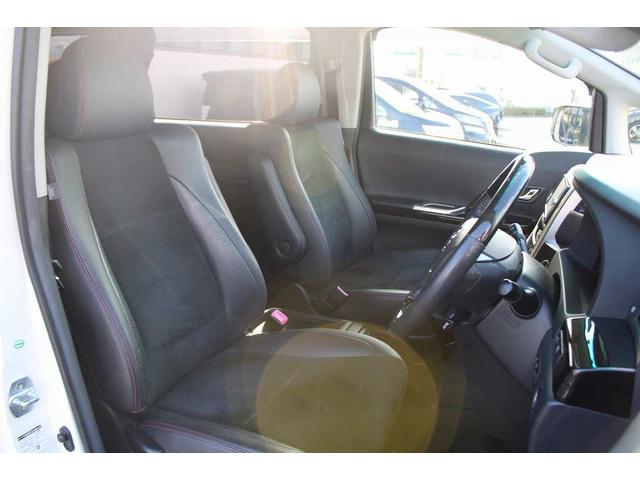 ヴェルファイア ２．４Ｚ　ゴールデンアイズ　ＥＴＣ　バックカメラ　ナビ　ＴＶ　クリアランスソナー　オートクルーズコントロール　両側電動スライドドア　ＨＩＤ　電動リアゲート　スマートキー　電動格納ミラー　３列シート　ＣＶＴ　アルミホイール　ＣＤ（32枚目）